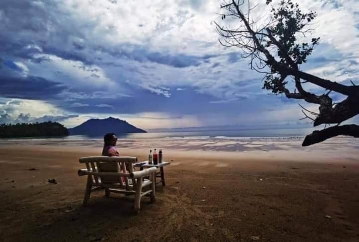 Arkadia Beach Resort Underground River Sabang  Exterior foto